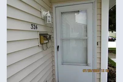 324 Palisades Point #324, Schaumburg, IL 60194 - Photo 1