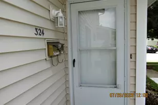 324 Palisades Point, Schaumburg, IL 60194 - Photo 1