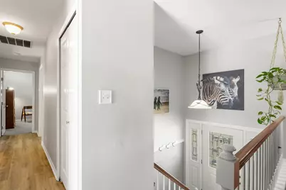 840 S Cleburne Avenue, Bartlett, IL 60103 - Photo 9
