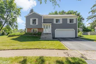 840 S Cleburne Ave, Bartlett, IL 60103 - Photo 1