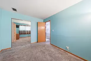 1060 Borden Dr, Roselle, IL 60172 - Photo 23