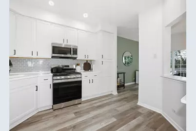 961 Ellsworth Drive #2, Grayslake, IL 60030 - Photo 7