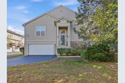 961 Ellsworth Drive #2, Grayslake, IL 60030 - Photo 1