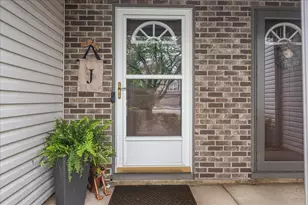 2887 Caldwell Ln, Geneva, IL 60134 - Photo 3
