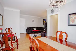 719 Reba Pl, Evanston, IL 60202 - Photo 9