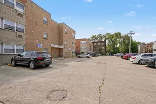 2401 W Balmoral Ave, Chicago, IL 60625 - Photo 13