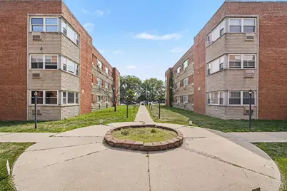 2401 W Balmoral Avenue #1C, Chicago, IL 60625 - Photo 11