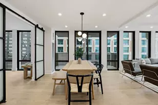 200 E Delaware Pl, Chicago, IL 60611 - Photo 9