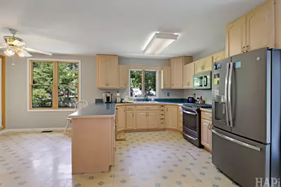 4712 Wildwood Drive, McHenry, IL 60051 - Photo 11