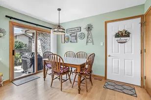 16109 Lake Villa Ave, Tinley Park, IL 60477 - Photo 9