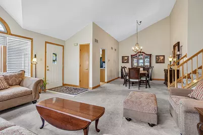 16109 Lake Villa Avenue, Tinley Park, IL 60477 - Photo 5