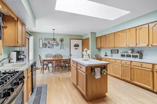 16109 Lake Villa Ave, Tinley Park, IL 60477 - Photo 7