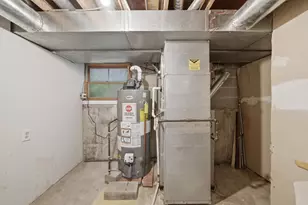 2922 W Nelson St, Chicago, IL 60618 - Photo 37