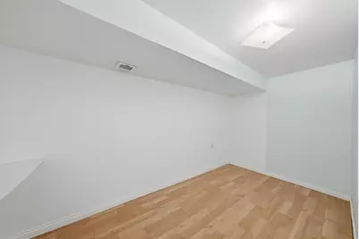 2922 W Nelson Street, Chicago, IL 60618 - Photo 35