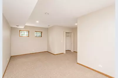 3240 N Racine Avenue #1, Chicago, IL 60657 - Photo 11
