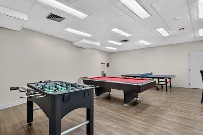 3930 N Pine Grove Avenue #1710, Chicago, IL 60613 - Photo 15
