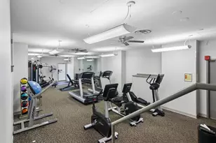 6301 N Sheridan Rd, Chicago, IL 60660 - Photo 25