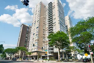 6301 N Sheridan Rd, Chicago, IL 60660 - Photo 1