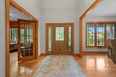 43W211 Tall Pines Road, Elgin, IL 60124 - Photo 5