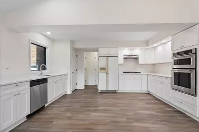 6520 N Christiana Avenue, Lincolnwood, IL 60712 - Photo 15
