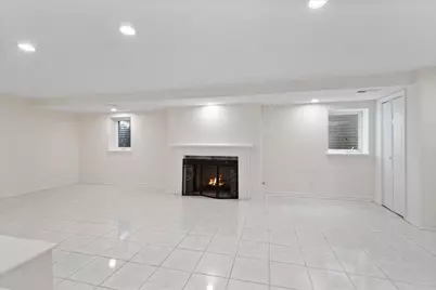 6520 N Christiana Avenue, Lincolnwood, IL 60712 - Photo 27