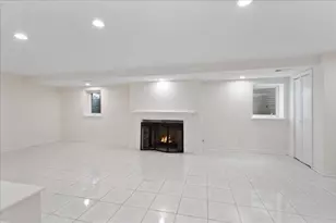 6520 N Christiana Ave, Lincolnwood, IL 60712 - Photo 27