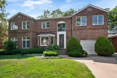 6520 N Christiana Avenue, Lincolnwood, IL 60712 - Photo 1