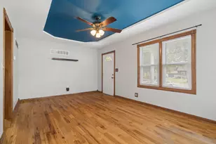 110 W Mississippi Ave, Elwood, IL 60421 - Photo 7