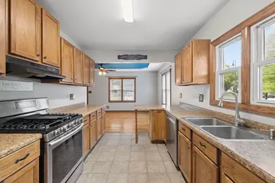 110 W Mississippi Avenue, Elwood, IL 60421 - Photo 5