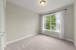 454 Snow St, Sugar Grove, IL 60554 - Photo 21