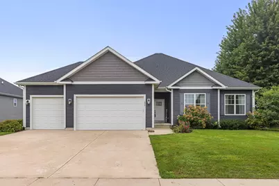454 Snow Street, Sugar Grove, IL 60554 - Photo 1