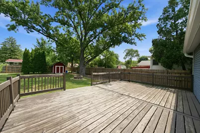 22W452 Sycamore Drive, Glen Ellyn, IL 60137 - Photo 17