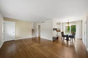 22W452 Sycamore Dr, Glen Ellyn, IL 60137 - Photo 3