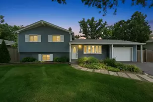 22W452 Sycamore Dr, Glen Ellyn, IL 60137 - Photo 23