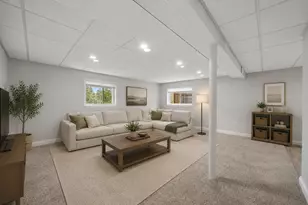 22W452 Sycamore Dr, Glen Ellyn, IL 60137 - Photo 13