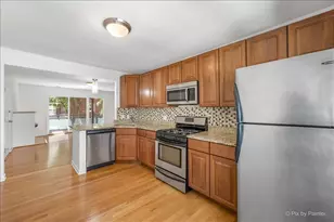 6421 N Damen Ave, Chicago, IL 60645 - Photo 7