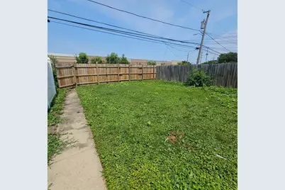 2626 W 96th Place, Evergreen Park, IL 60805 - Photo 3