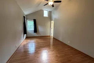 37 S Heather Dr, Crystal Lake, IL 60014 - Photo 9