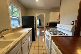 37 S Heather Dr, Crystal Lake, IL 60014 - Photo 7