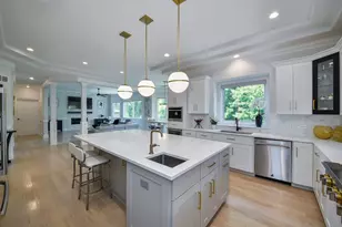 2447 Sharon Ct, Naperville, IL 60564 - Photo 3