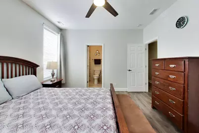 2721 W Peterson Avenue, Chicago, IL 60659 - Photo 11