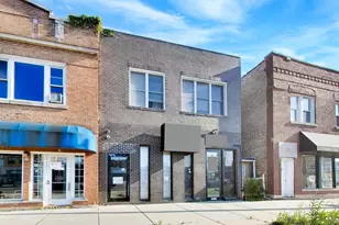 2721 W Peterson Ave, Chicago, IL 60659 - Photo 1