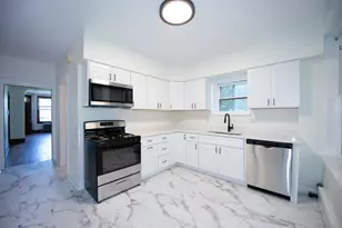 5051 W Berenice Ave, Chicago, IL 60641 - Photo 3