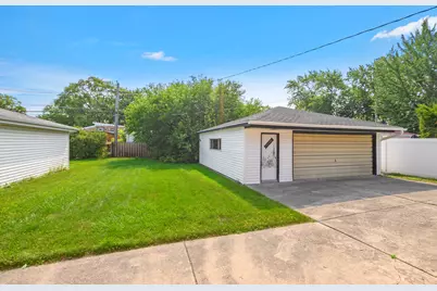 10525 S Kildare Avenue, Oak Lawn, IL 60453 - Photo 15