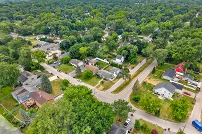 301 Channel Drive, Island Lake, IL 60042 - Photo 5