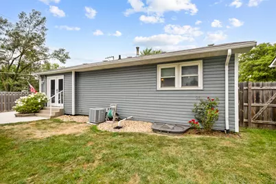 301 Channel Drive, Island Lake, IL 60042 - Photo 23