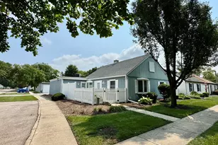 119 Garden Dr, Montgomery, IL 60538 - Photo 1
