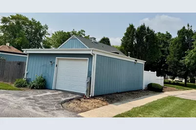 119 Garden Drive, Montgomery, IL 60538 - Photo 5