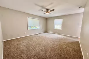 119 Garden Dr, Montgomery, IL 60538 - Photo 15