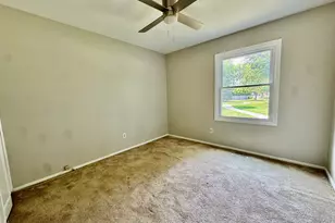 119 Garden Dr, Montgomery, IL 60538 - Photo 13